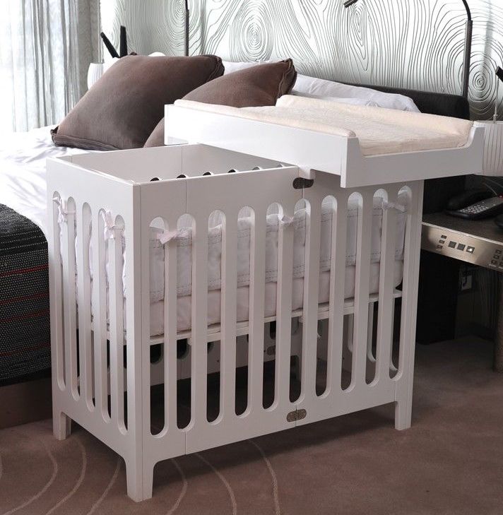 Best baby crib 2025 for small space