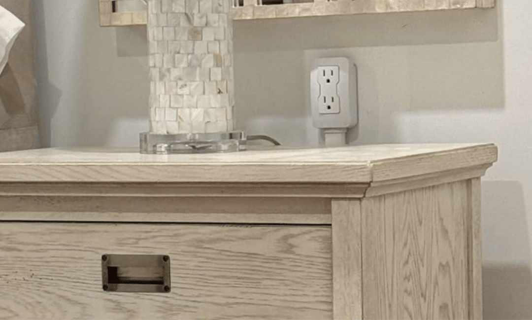 Outlet extender for behind furniture